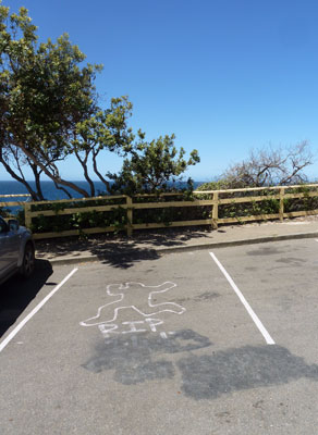 Parking area overlooking the ocean and Cabbage Tree  Bay Marine Reserve at Manly